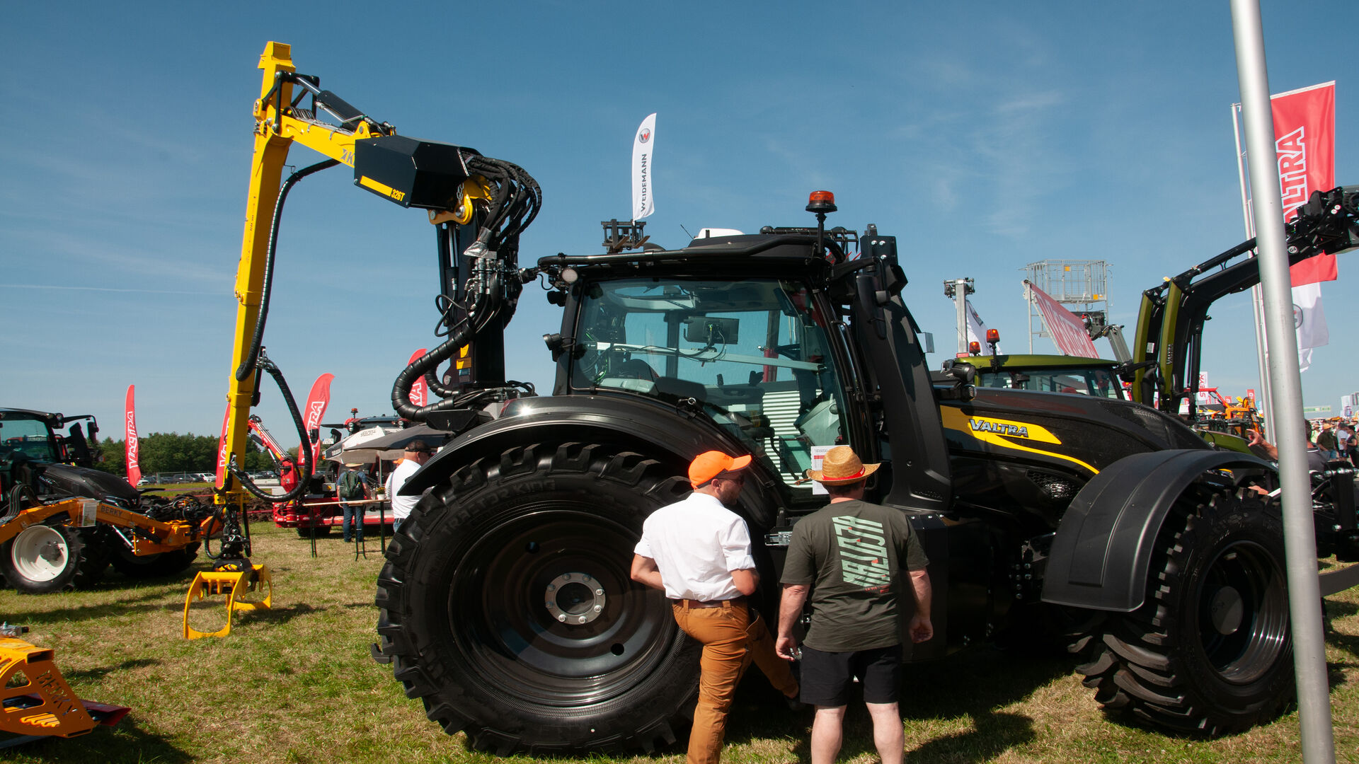 Innovative Kommunal- und Forsttechnik auf der demopark 