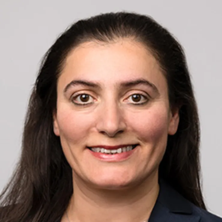 Portrait von Hatice Altintas - Projektmanagerin bei demopark